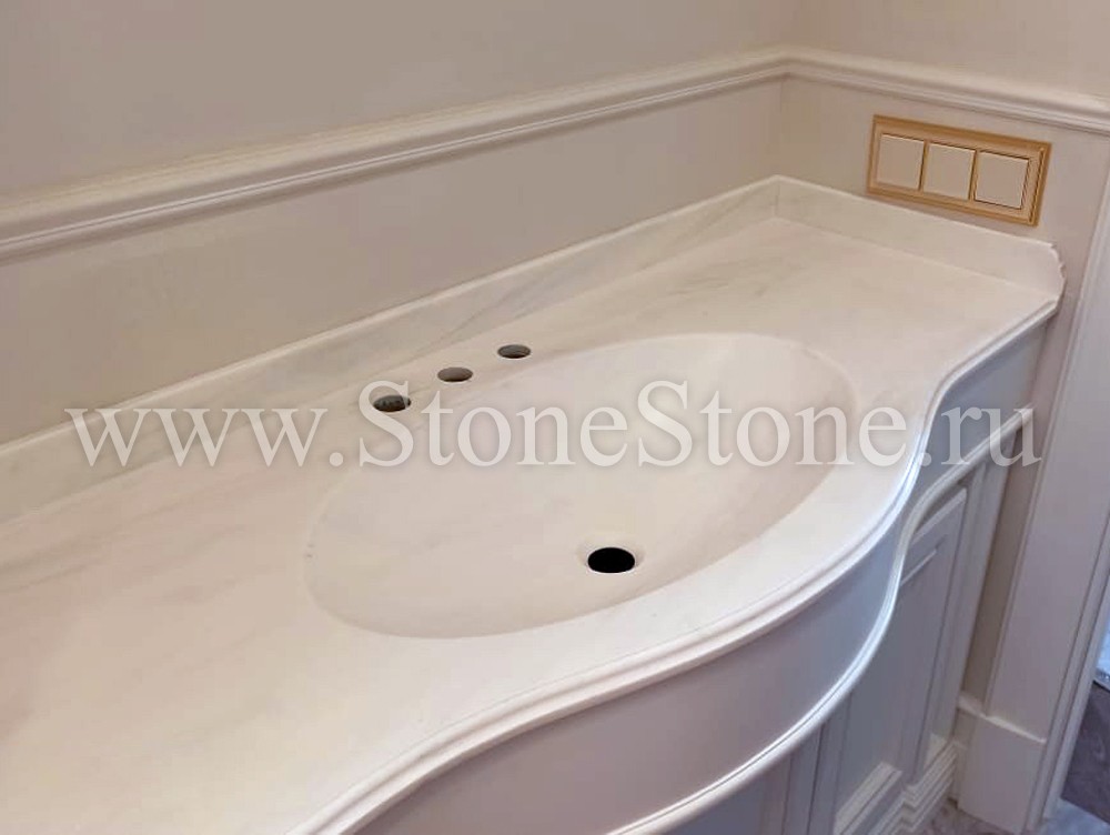 ���������� �� �������������� ����� � ������ Vicostone Carrara